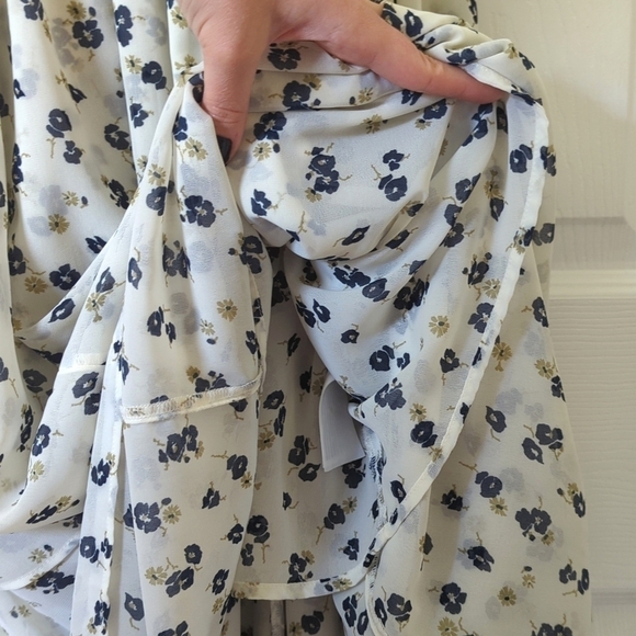 Abercrombie & Fitch Floral Chiffon Cold Shoulder A-Line Maxi Dress Ivory Navy S - Picture 10 of 15